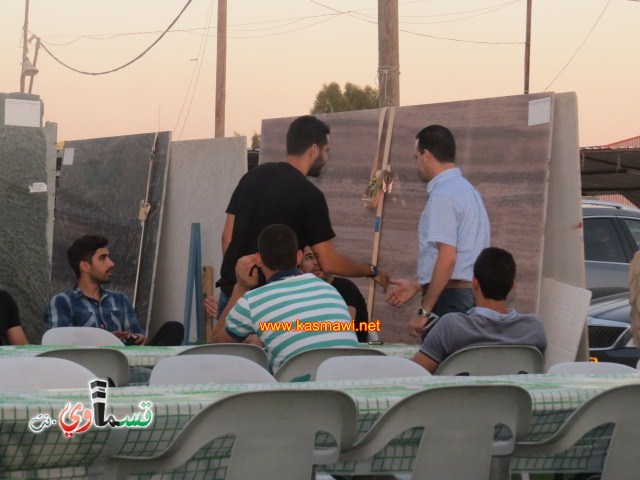 فيديو: رئيس البلدية عادل بدير في امسية تكريم لاعبي الوحدة  : ستلعبون على ملعب ابو خميس ان شاء الله مع بداية الدوري . 